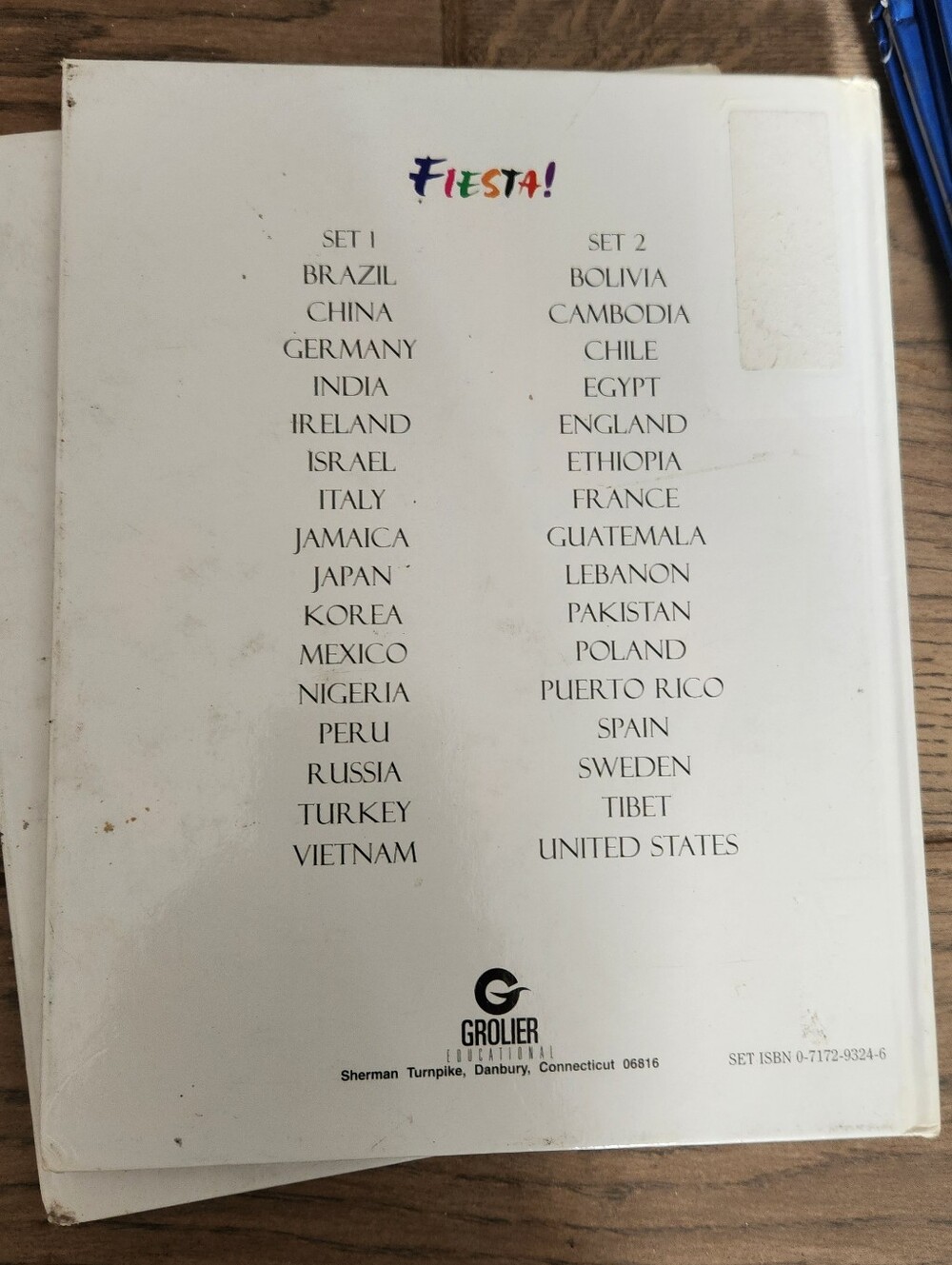 Fiesta Card Country List Set - White with Multicolor Logo